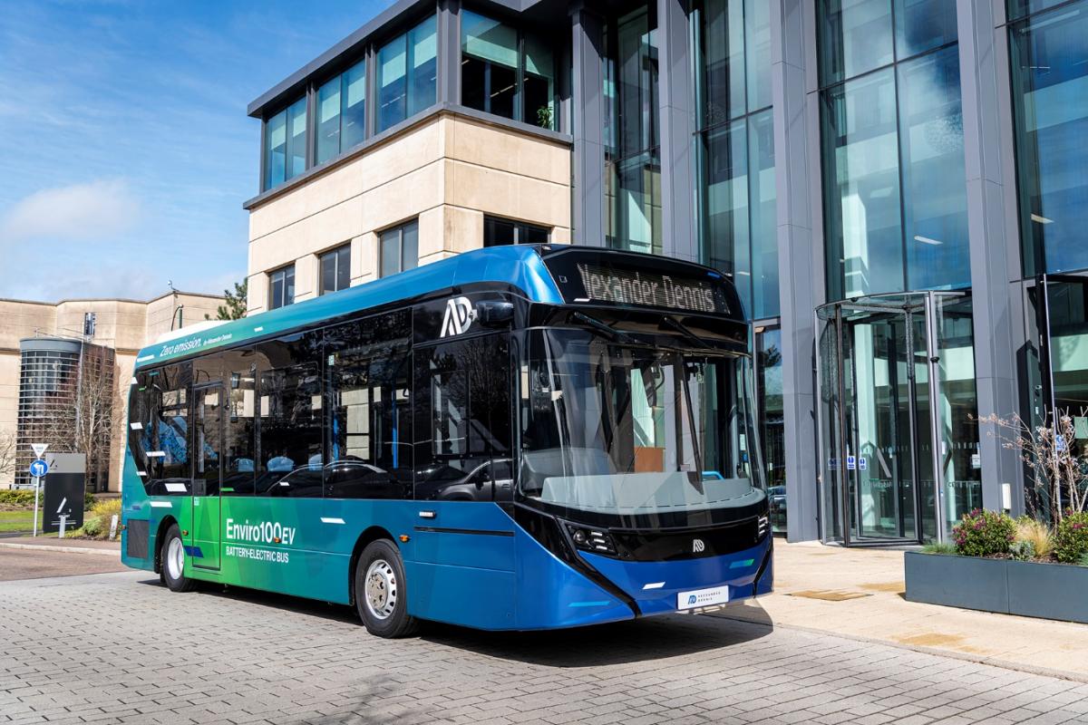 Alexander Dennis postaví tři autonomní autobusy pro Cambridge