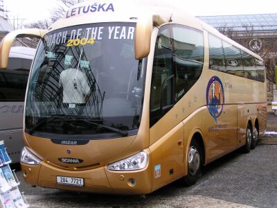 S Asianou se vozí autobusem  roku Scania Irizar PB  i čeští cestující.