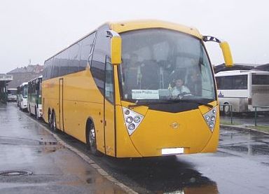 Žlutý autobus  AYATS ATLANTIS