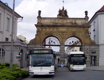 Nový vysokokapacitní nízkopodlažní trolejbus ŠKODA 25 Tr IRISBUS