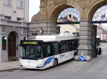 Nový vysokokapacitní nízkopodlažní trolejbus ŠKODA 25 Tr IRISBUS