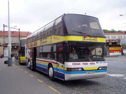 NEOPLAN Skyliner-Royal Class na MADI Travel Market 2004