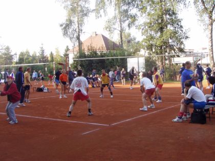Z dopraváckého volejbalového turnaje 2004. Výsledky, fotografie