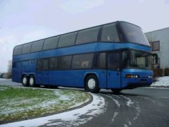 Slovenský dopravce MTK bus  Ing.Milan Tkáčik provozuje česko-slovenské linky.