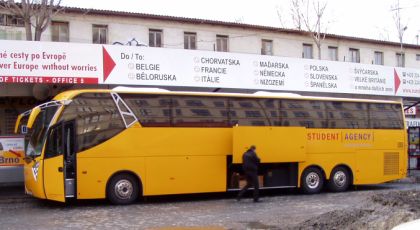 Žluté Ayatsy začaly jezdit z Prahy do Liberce.
