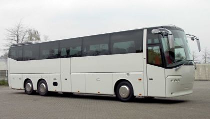 VDL BOVA: autobus Lexio. Tříosý Magiq Magnum. Doubledecker VDL BOVA Synergy.