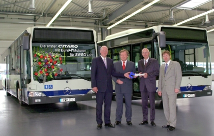 První městské autobusy Mercedes-Benz s Euro 4-BlueTec diesel technologií.