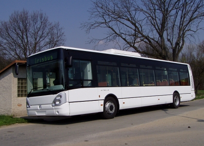 Trolejbusy Škoda Tr24 a Tr25 Irisbus v roce 2004 a letos.