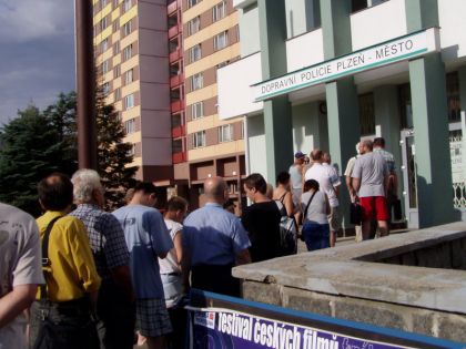 Fotofejeton: Jak si zasloužit být řidičem autobusu.