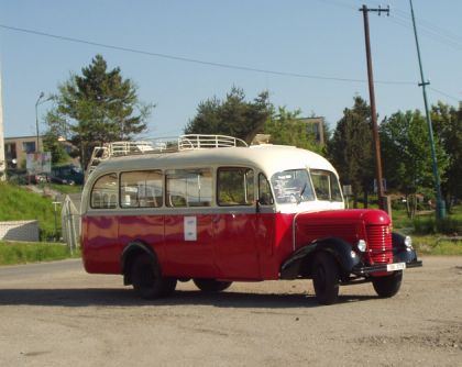 Ze setkání historických autobusů v Lešanech.