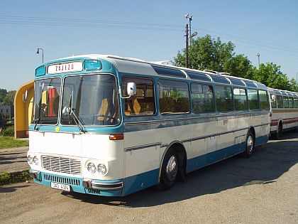 Ze setkání historických autobusů v Lešanech.