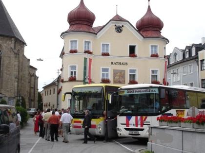 Budějovice a Linec spojuje pravidelná autobusová linka