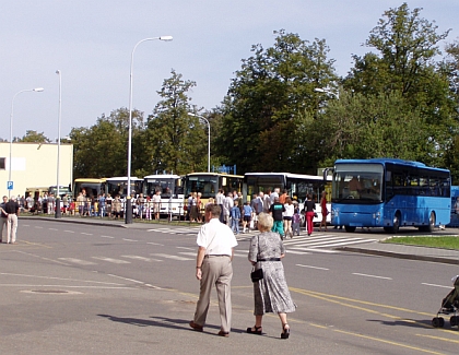 Ze dne otevřených dveří v Karose Vysoké Mýto -