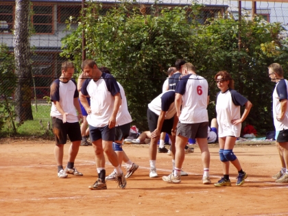 Ze 13.ročníku  tradičního dopraváckého volejbalového turnaje smíšených družstev: