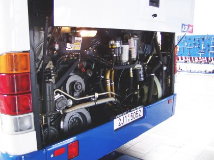 Ze slavnostního předání 300. linkového autobusu Mercedes-Benz Conecto
