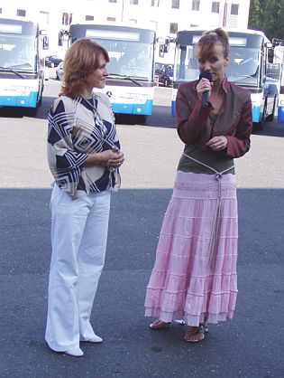 Ze slavnostního předání 300. linkového autobusu Mercedes-Benz Conecto