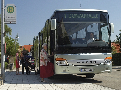 Novinky z obchodního úseku DaimlerChrysler Autobusy na BUSWORLD 2005.