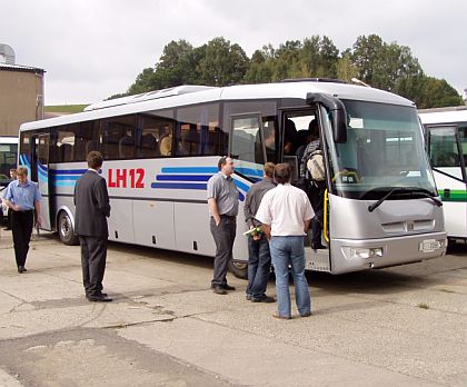 Z předváděcího dne u druhého největšího výrobce autobusů v ČR SOR Libchavy.