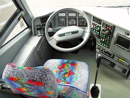 Z přehlídky autobusů na nitranském Autosalónu 2005.