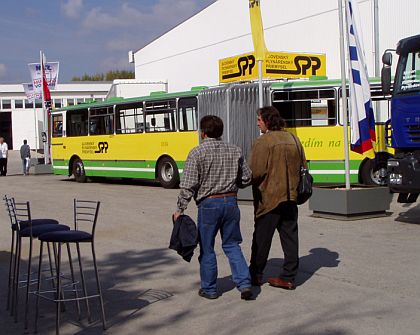 Z přehlídky autobusů na nitranském Autosalónu 2005.