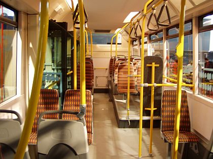 Z přehlídky autobusů na nitranském Autosalónu 2005.