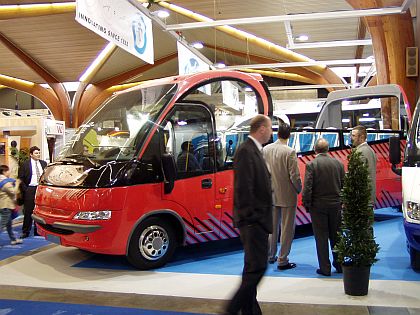 Z veletrhu BUSWORLD 2005 v belgickém Kortrijku.