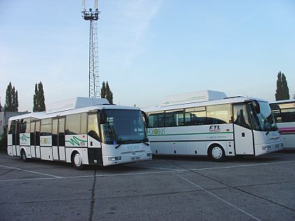 Dva Ekobusy CITY Plus 12m a jeden Ekobus INTERCITY Plus 12 m 