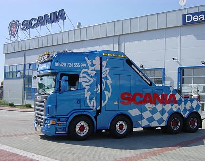 Nejmodernější speciální odtahový vůz Scania společnosti Marfi.