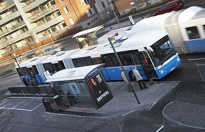 Nejdelší švédský autobus pro Göteborg. Bus Rapid Transit (BRT).(CZ+EN)