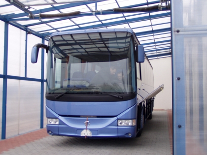 Karosa 2005 - celkový nárůst výroby, pokles odbytu na domácím trhu.