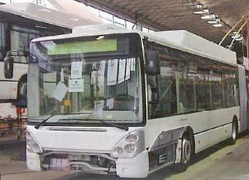 První tři z třinácti trolejbusů pro České Budějovice dodány na konci roku 2005.
