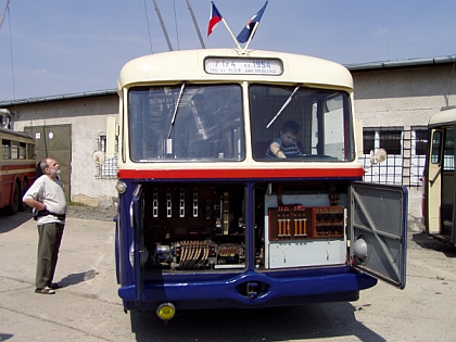 Trolejbusy Škoda 6 Tr a 7 Tr z plzeňských Doudlevec - jako dnes Škoda Irisbus.