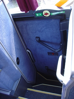 Autobusové ohlédnutí za Mobil salonem.