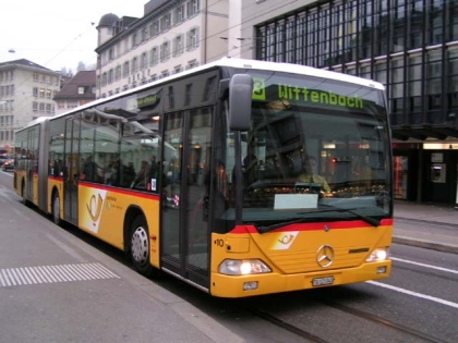 POSTAUTO SLAVÍ STOVKU.