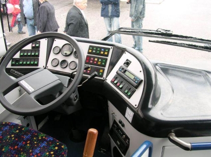 COACH PROGRESS na cestách - autobus NOVOPLAN C 12.02