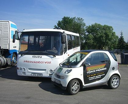 COACH PROGRESS na cestách - autobusy ISUZU BOGDAN.