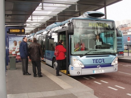 CITELIS - světová premiéra v Paříži: STANDARD, GUIDE. BRT bus CREALIS.