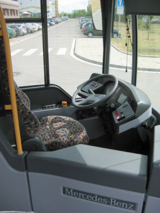 Dodávka autobusů Mercedes-Benz Citaro L pro Dopravní podnik města Děčína.