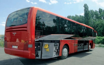 AUTOBUS MAN LION'S REGIO NA VÝSTAVĚ COACH PROGRESS - bus & coach business.