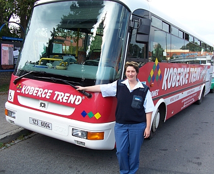 Řidička autobusu ČSAD Uherské Hradiště.