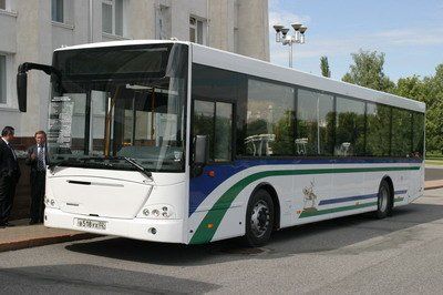 První zakázka ruského NEFAZ pro VDL Bus & Coach. (CZ + EN)