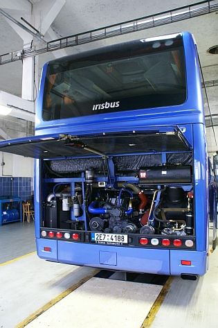 Irisbus Iveco představuje nabídku turistických autokarů Irisbus u svých dealerů.