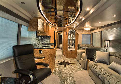 Ze slovenského BUSportálu: MILLENNIUM - luxury coach