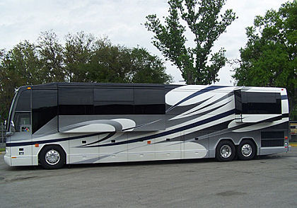 Ze slovenského BUSportálu: MILLENNIUM - luxury coach