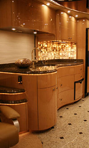 Ze slovenského BUSportálu: MILLENNIUM - luxury coach