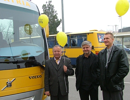 Slovenský karosář Slovbus dodává  dálkový autobus Volvo B7R &quot;PATRIA&quot;.