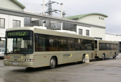 Autobus s vlekem - v Innsbrucku opět běžná praxe. (CZ + EN)