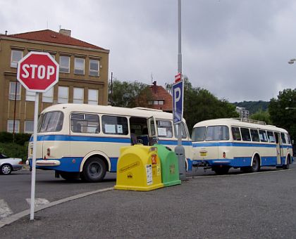 Návrat autobusů s vleky na české silnice - pokračujeme.