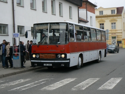 Z poslední jízdy TAJ 60-88 aneb  konec autobusů IKARUS 280.08 v Táboře.