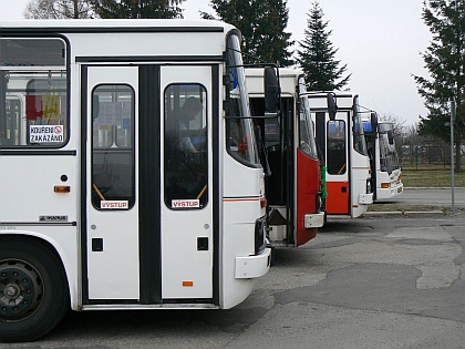 Sobota nejen s autobusy Ikarus v Táboře.